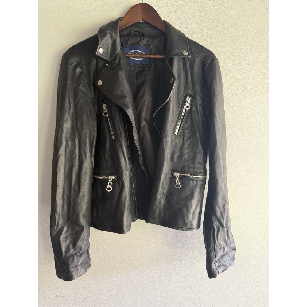 Scoop Faux Leather  Motorcycle Jacket. Size large Woman's.‎